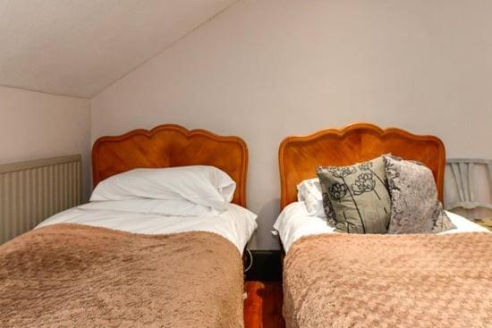 Quirky 4 Bedroom Apartment With Terrace كارديف المظهر الخارجي الصورة